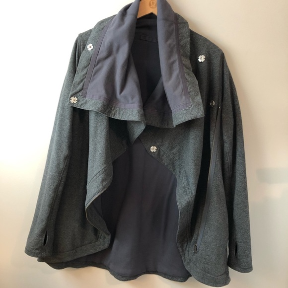 Lululemon METHOD Wrap!  Grey Sz 10 RARE 🦄! - Picture 5 of 13